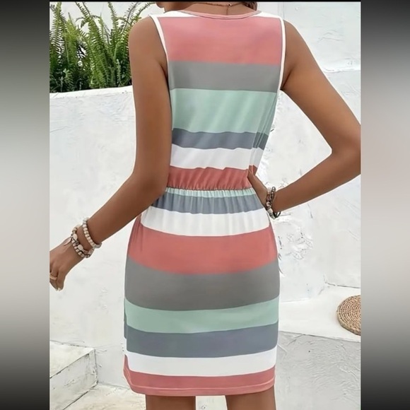 Women’s Drawstring Colorblock V Neck Tank Knit Dress - Size XL - NWT - Picture 2 of 4